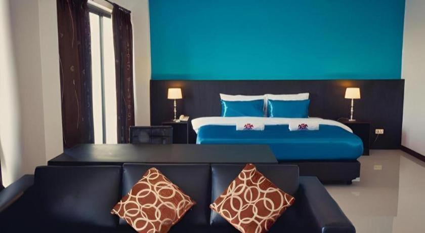 Chada Veranda Hotel Хон Каен Экстерьер фото